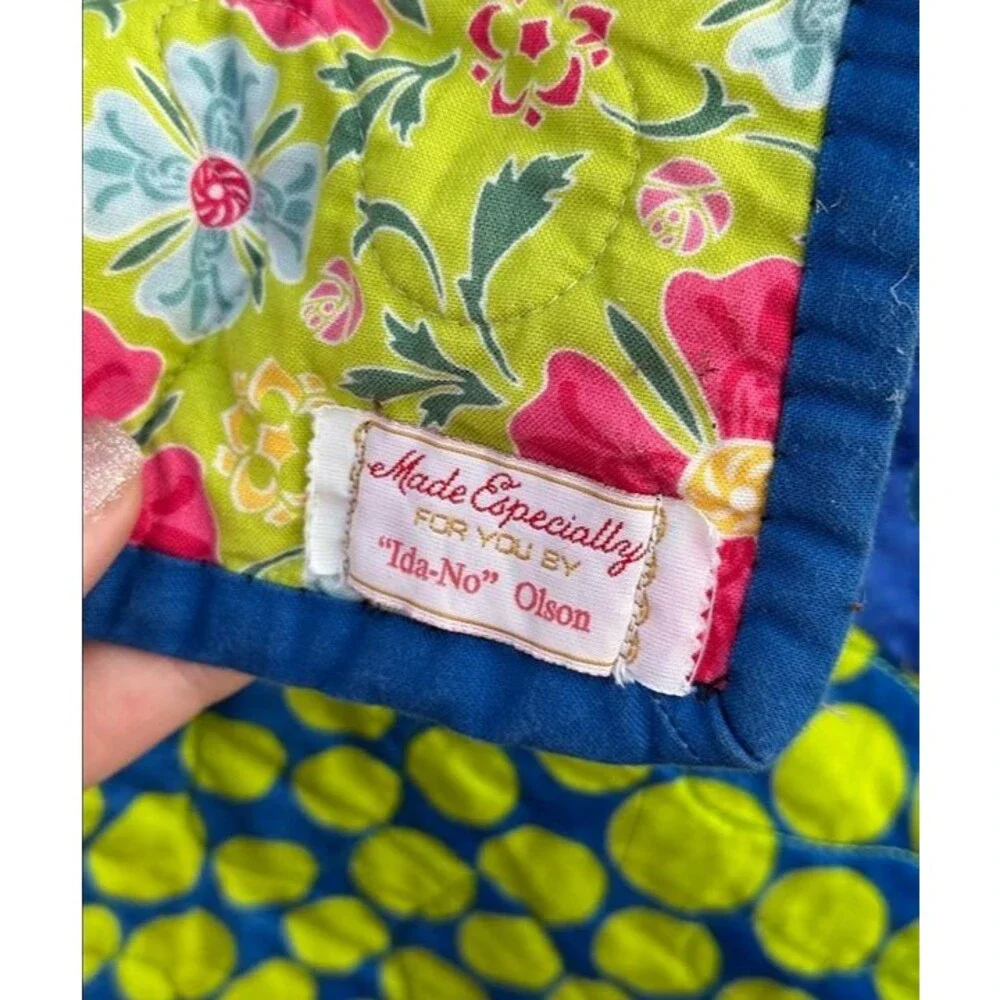 Machine Sewn Square Floral Green/Blue Quilt - Twin XL or 68